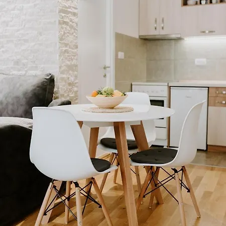 Apartment Tri Bora Divcigora Divcibare