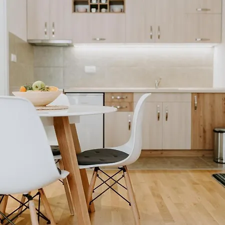 Tri Bora Divcigora Apartment