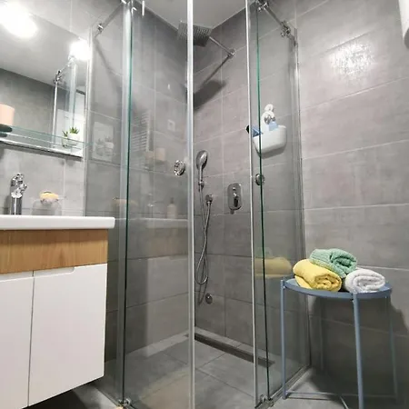 Tri Bora Divcigora Apartman *