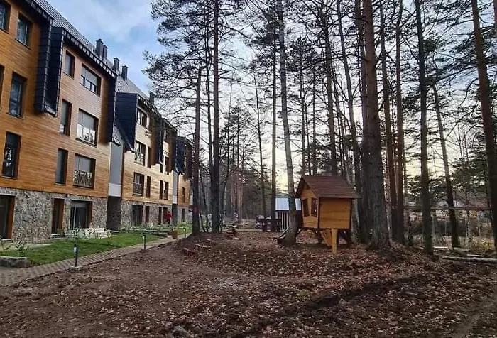 Tri Bora Divcigora * Divčibare