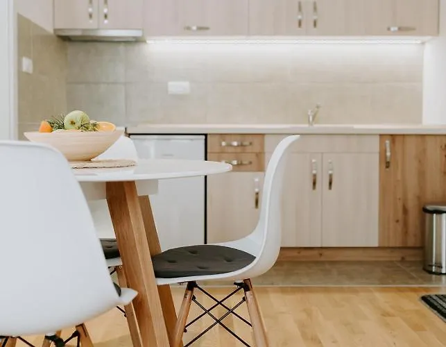 Tri Bora Divcigora Apartment